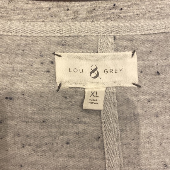 Lou & Grey incredibly soft sweatshirt. Like New - Picture 3 of 7